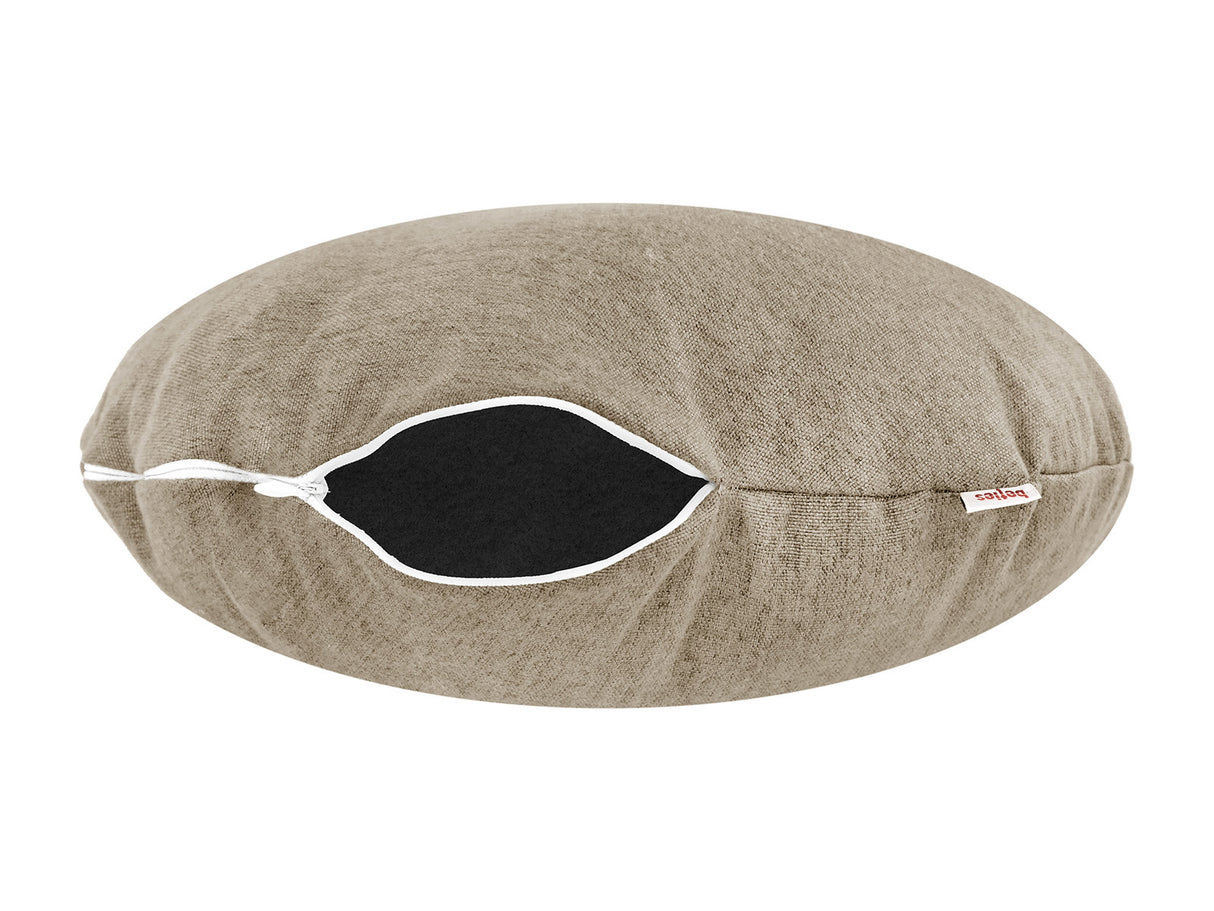beties Wunschton Kissenhülle rund Ø50 cm Taupe Braun – liegend, melierter Möbelstoff