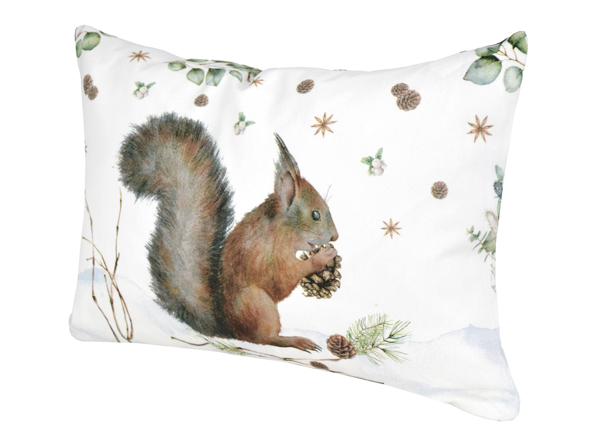 Weisse Kissenhuelle ca. 25x35 cm – Winterdeko mit einem Eichhoernchen und Kieferzapfen – 100% Baumwolle – beties Magie des Winters "Moggl-Eichhörnchen"