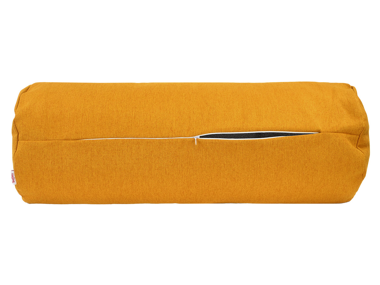  beties Wunschton XL-Rollenhülle safrangelb 25x70 cm – geöffneter Reißverschluss  