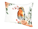 Weisse Kissenhuelle ca. 25x35 cm – Winterdeko mit Rotkelchen, orangen, gefrosteten Rosen und Zweigen  – 100% Baumwolle – Aus der beties Magie des Winters "Frost-Rose Rotkelchen" Kollektion.