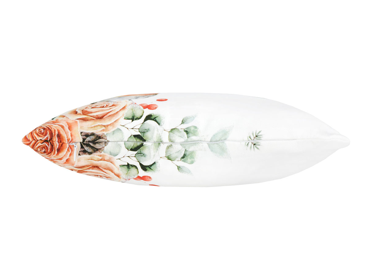 Weisse Kissenhuelle ca. 25x35 cm – Winterdeko mit Rotkelchen, orangen, gefrosteten Rosen, Kieferzapfen und Zweigen. Ansicht von unten mit Reissverschluss – 100% Baumwolle – Aus der beties Magie des Winters "Frost-Rose" Kollektion.