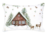 Weisse Kissenhuelle ca. 25x35 cm – Winterdeko mit Hütte und Rehen– 100% Baumwolle – beties Magie des Winters "Moggl-Hütte"