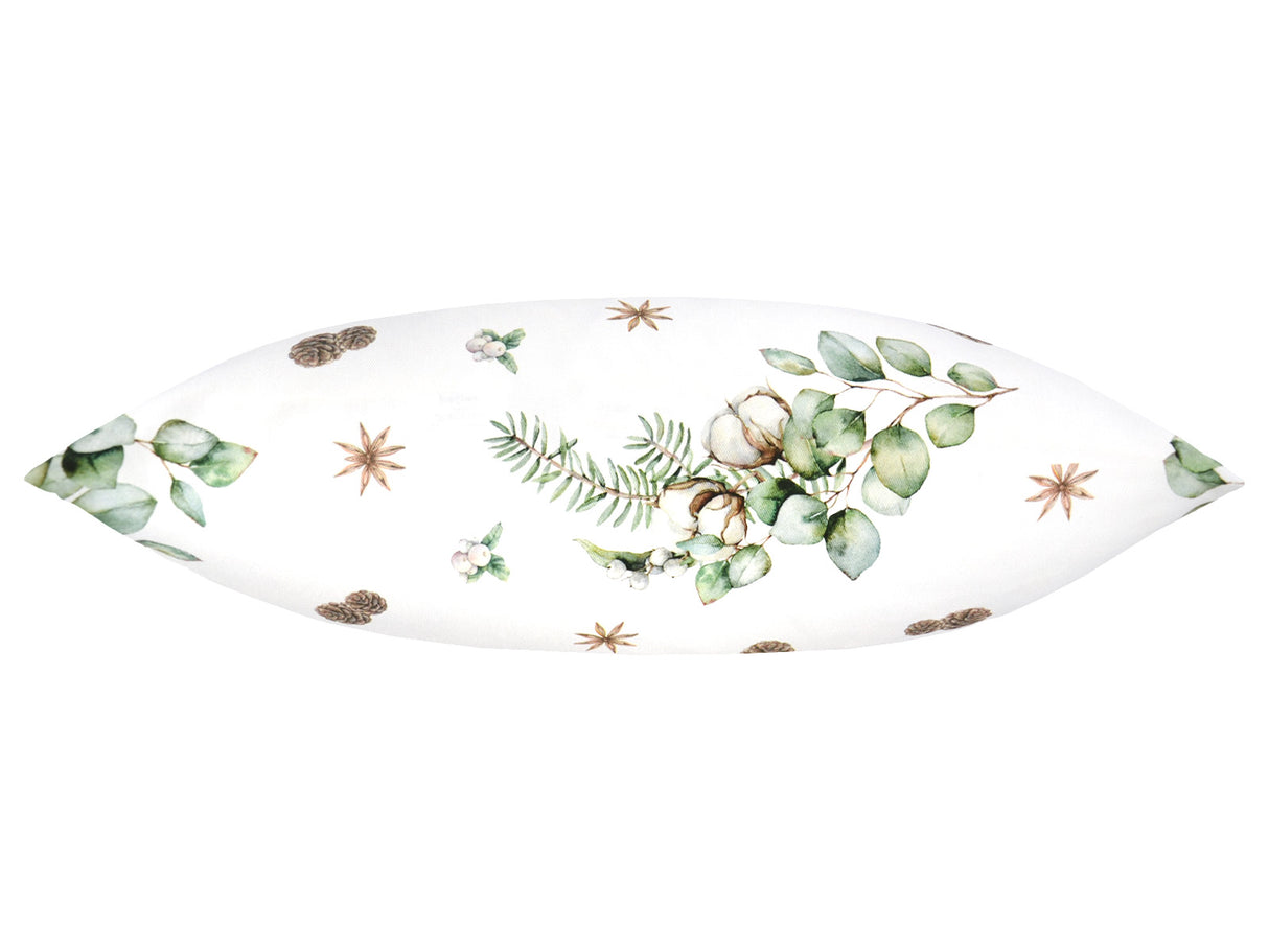 Weisse Kissenhuelle von oben präsentiert, ca. 50x50 cm – Winterdeko liebevoll gestaltet mit Hütte, Rehen, Tannenzapfen, Knallbeeren, Sternanis & Eukalyptus – 100% Baumwolle – beties Magie des Winters "Moggl-Hütte"
