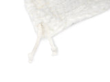 Detailansich des Zug-Bands des Eisbeutel – Kuehlbeutel aus Waffelpique Leinen-Baumwoll-Mix – nordisches Design von beties aus der "PUR.NATURE" Serie. In der Farbe Gletscher-weiss.