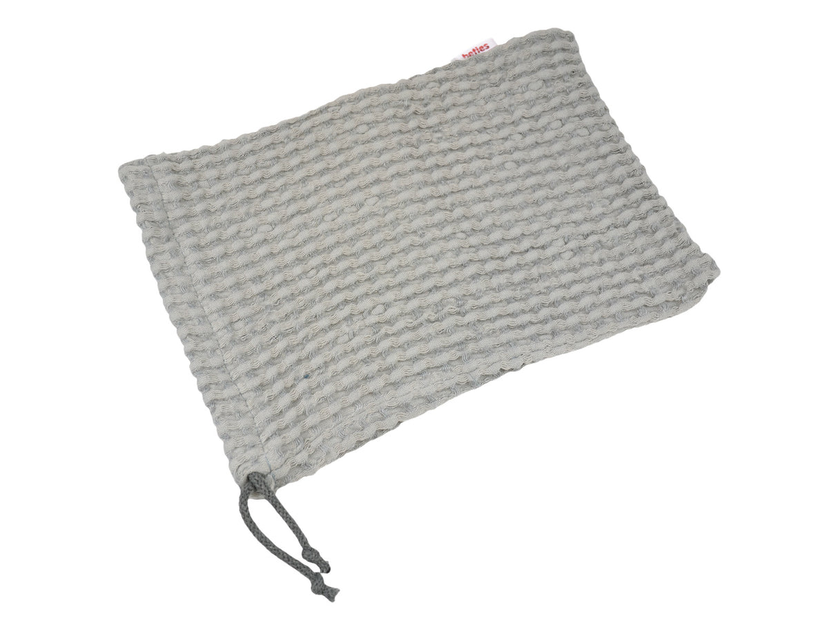 Eisbeutel – Kuehlbeutel aus Waffelpique Leinen-Baumwoll-Mix – nordisches Design von beties aus der "PUR.NATURE" Serie. In der Farbe Nebel-grau.