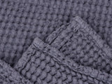 Waffelpique-Stoff, Detailaufnahme der Naht in der Farbe Fjord-blau aus Baumwoll-Leinenmix von beties aus der "PUR.NATURE" Serie.